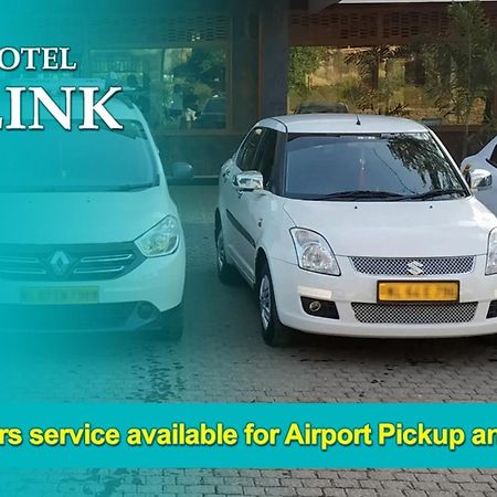 Hotel Clink New Delhi Airport Экстерьер фото