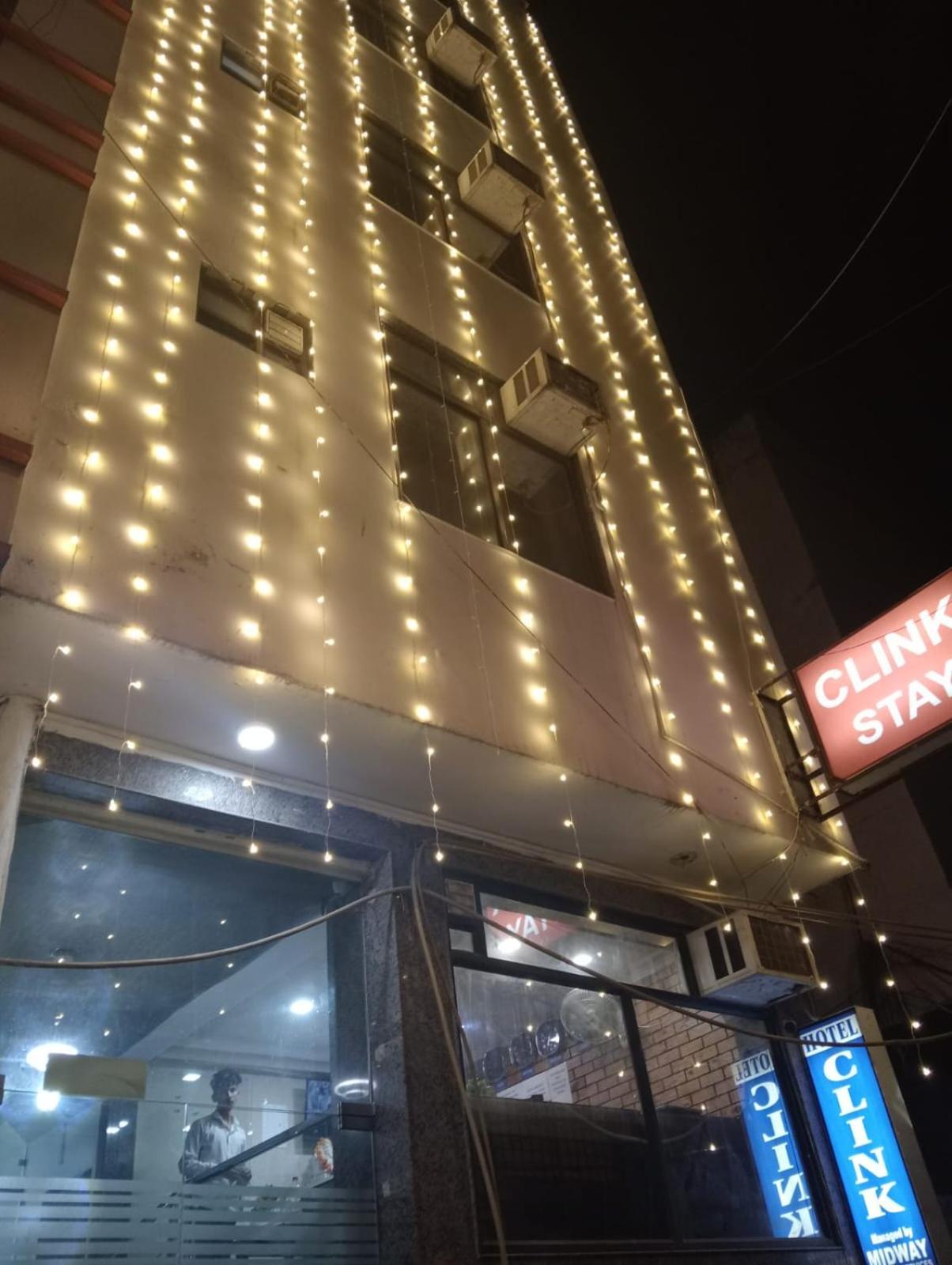 Hotel Clink New Delhi Airport Экстерьер фото